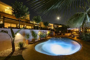 Spacious Beachfront Villa with Pool in Trogir