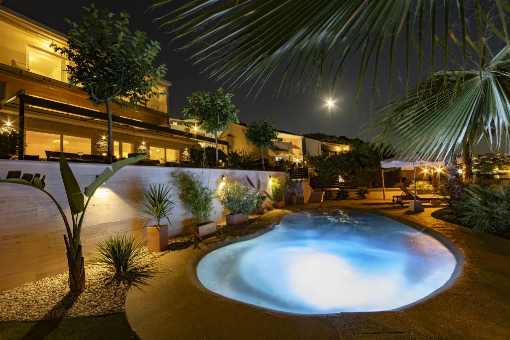 Spacious Beachfront Villa with Pool in Trogir