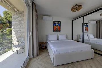 Spacious Beachfront Villa with Pool in Trogir