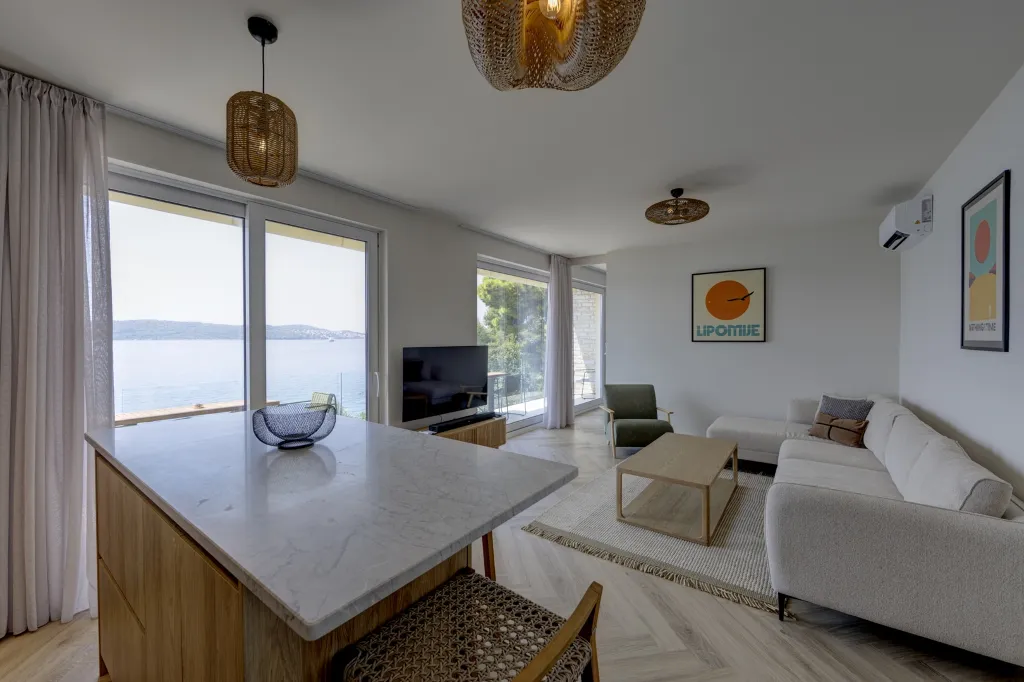 Spacious Beachfront Villa with Pool in Trogir