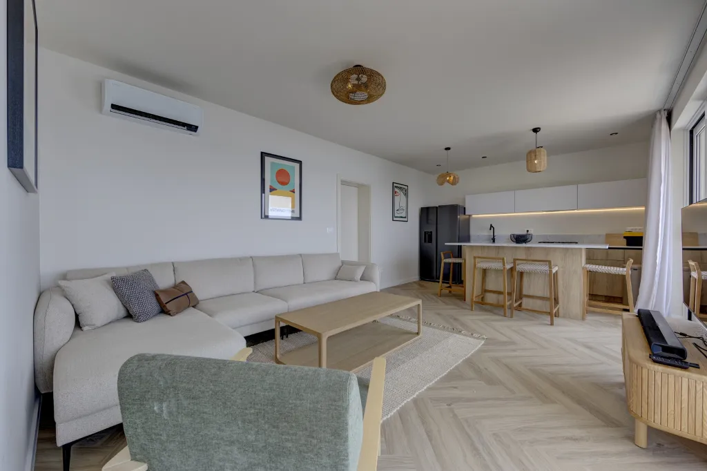 Spacious Beachfront Villa with Pool in Trogir