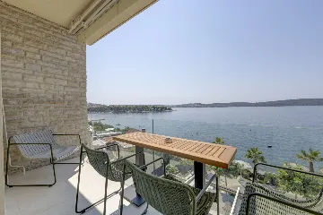 Spacious Beachfront Villa with Pool in Trogir