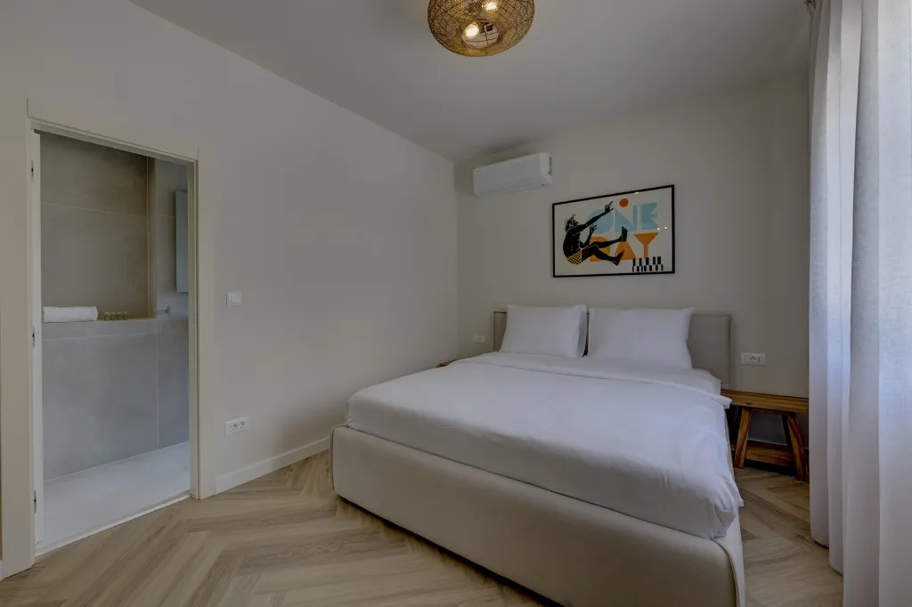 Spacious Beachfront Villa with Pool in Trogir