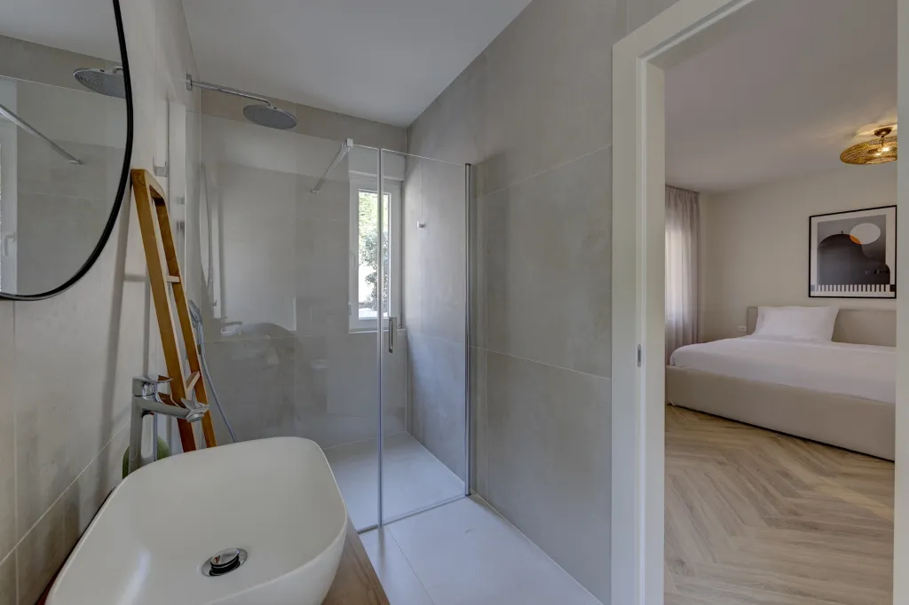 Spacious Beachfront Villa with Pool in Trogir