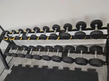 Spacious Family Villa with Terrace in Rogač