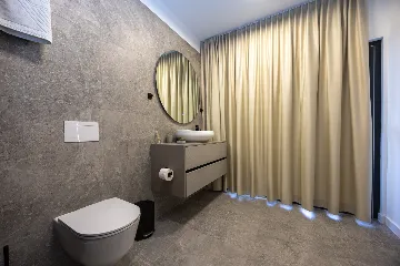 Modern Villa Retreat with Garden in Okrug Gornji