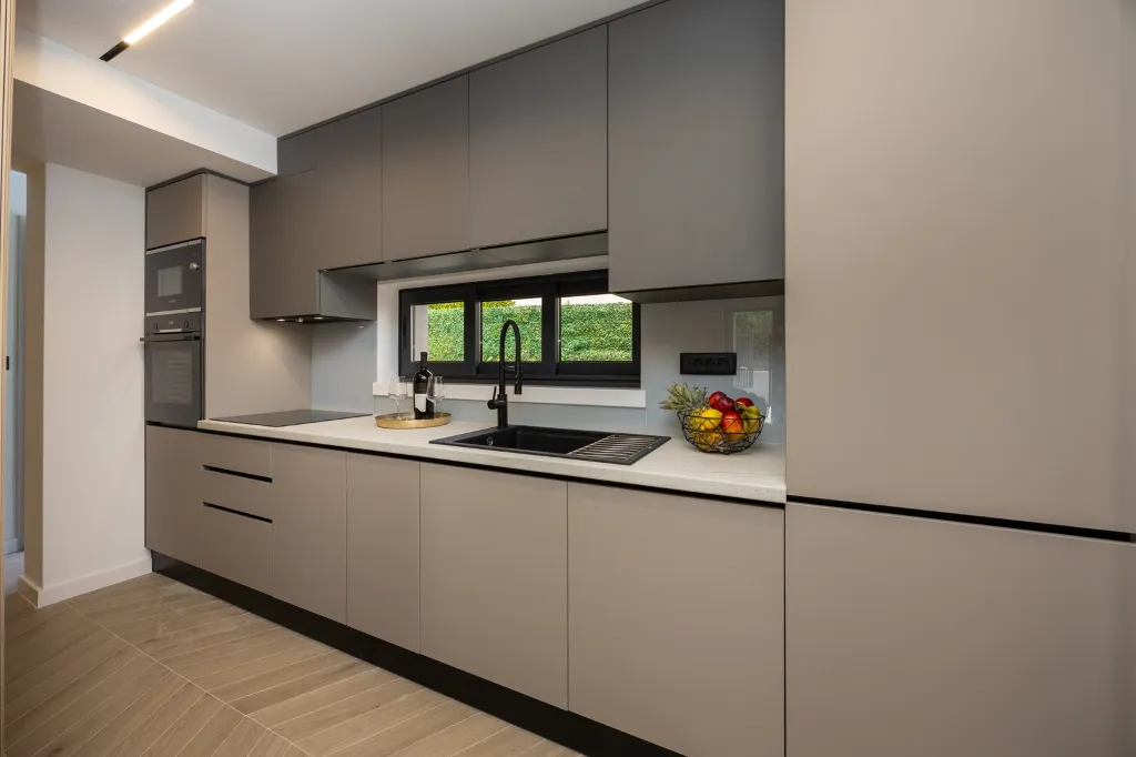 Modern Villa Retreat with Garden in Okrug Gornji