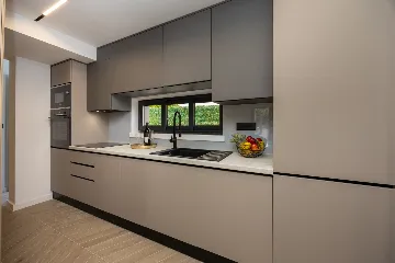 Modern Villa Retreat with Garden in Okrug Gornji