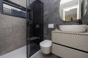 Modern Villa Retreat with Garden in Okrug Gornji