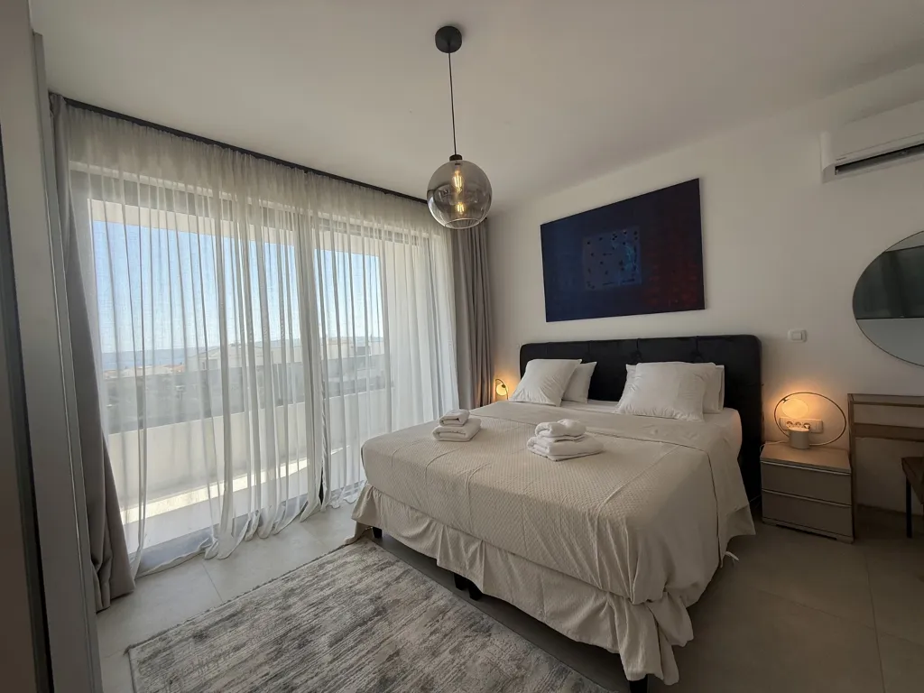 Modern Villa Retreat with Garden in Kaštel Stari