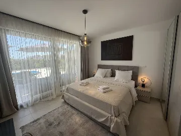 Modern Villa Retreat with Garden in Kaštel Stari