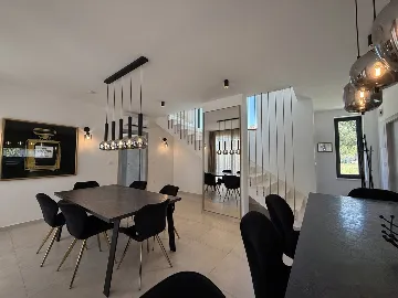Modern Villa Retreat with Garden in Kaštel Stari
