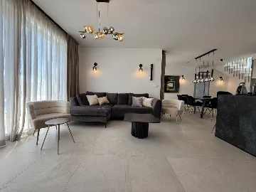 Modern Villa Retreat with Garden in Kaštel Stari