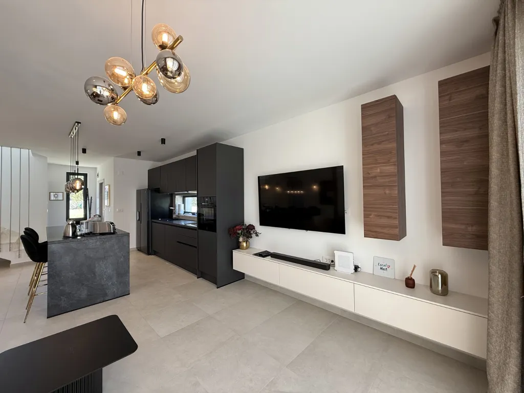 Modern Villa Retreat with Garden in Kaštel Stari