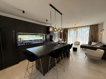 Modern Villa Retreat with Garden in Kaštel Stari