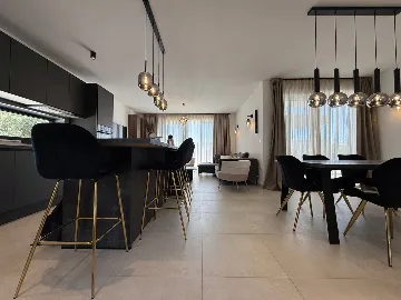 Modern Villa Retreat with Garden in Kaštel Stari