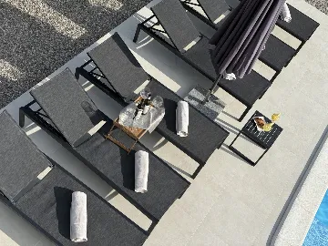 Modern Villa Retreat with Garden in Kaštel Stari