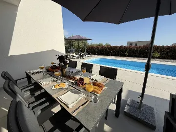 Modern Villa Retreat with Garden in Kaštel Stari