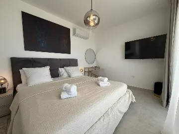 Modern Villa Retreat with Garden in Kaštel Stari