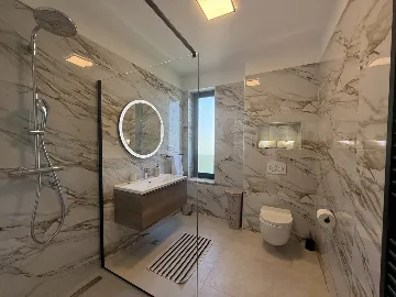 Modern Villa Retreat with Garden in Kaštel Stari