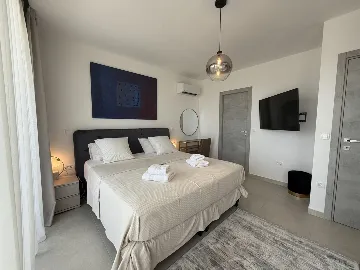 Modern Villa Retreat with Garden in Kaštel Stari