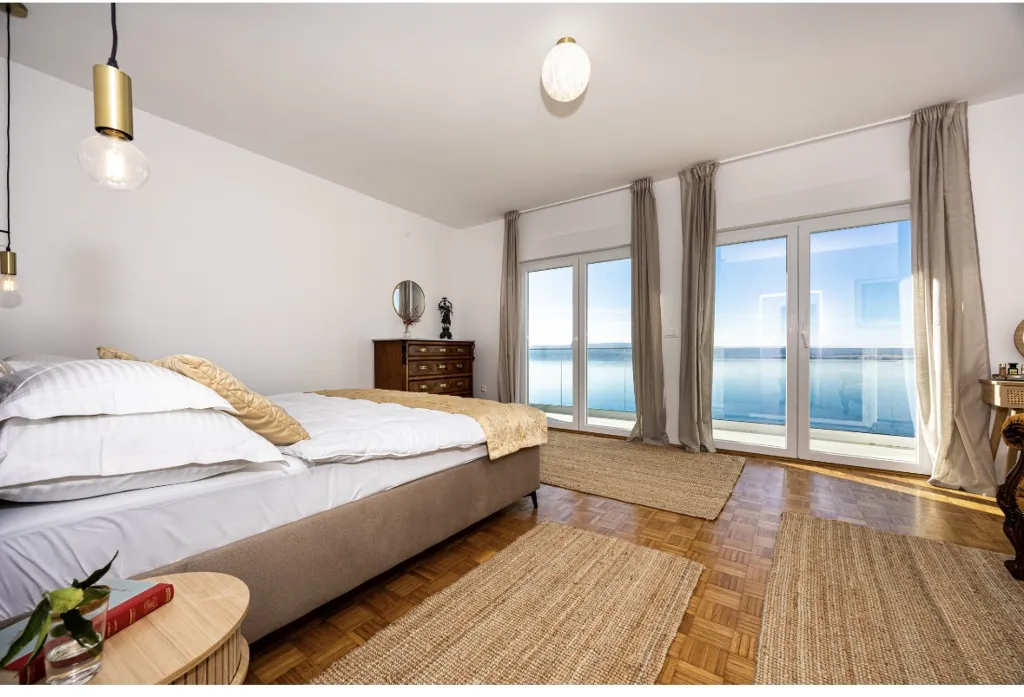 Spacious 4-Bedroom Villa Retreat in Dramalj