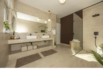 Spacious 4-Bedroom Villa Retreat in Dramalj