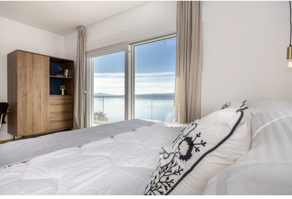 Spacious 4-Bedroom Villa Retreat in Dramalj