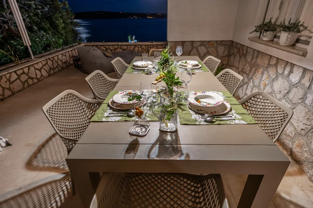 Spacious 4-Bedroom Villa Retreat in Dramalj
