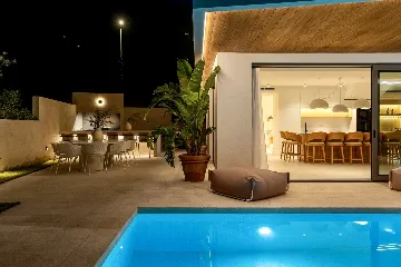 Spacious 5-Bedroom Villa in Mokošica