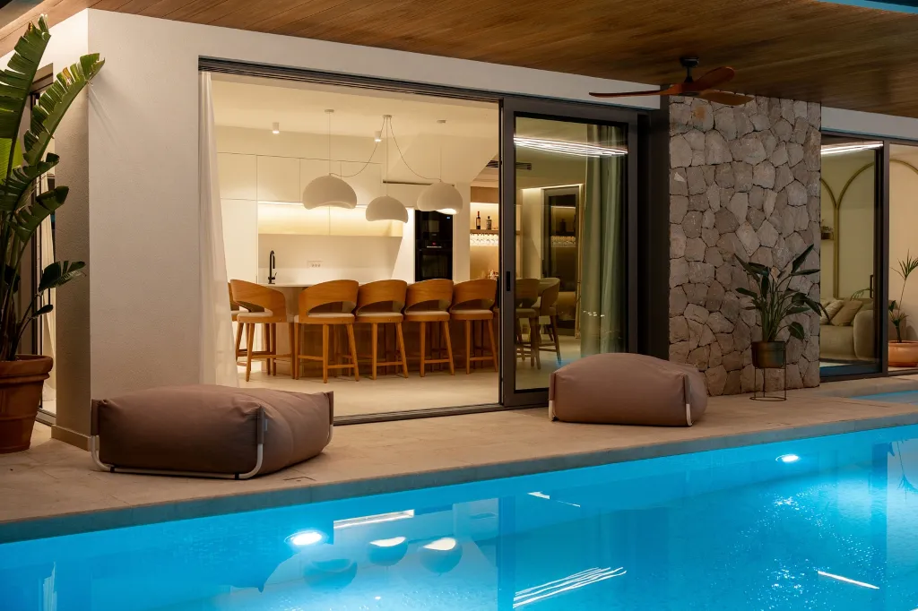 Spacious 5-Bedroom Villa in Mokošica