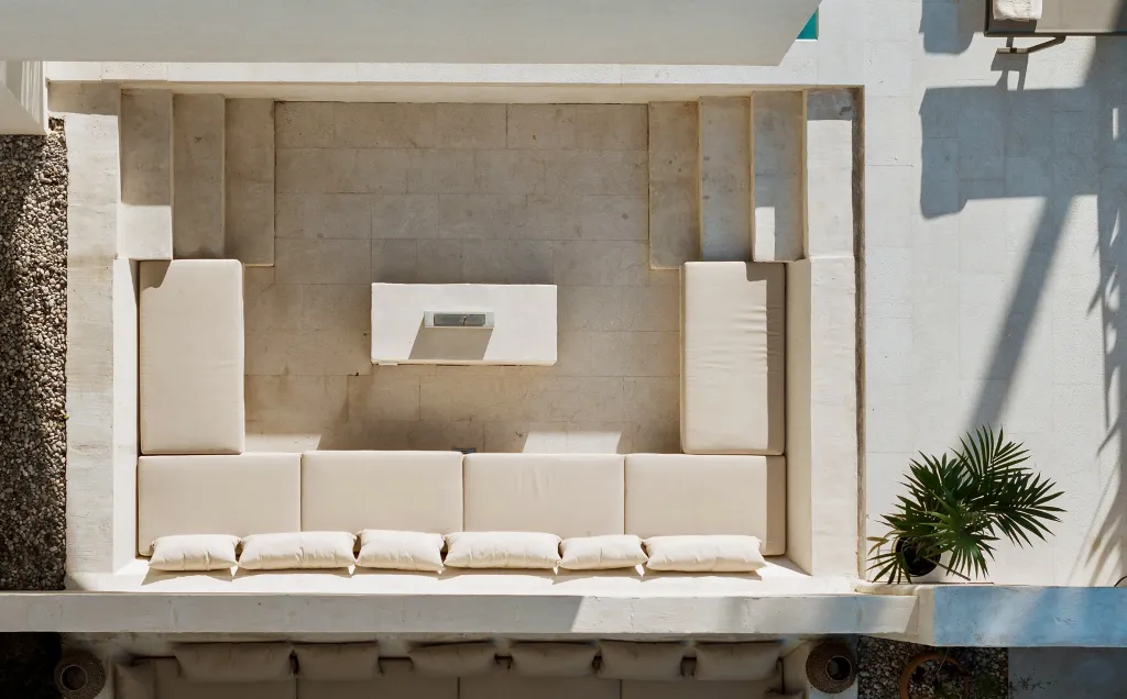 Spacious 5-Bedroom Villa in Mokošica