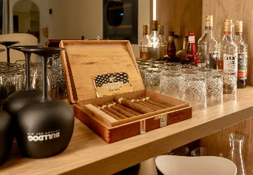 Spacious 5-Bedroom Villa in Mokošica