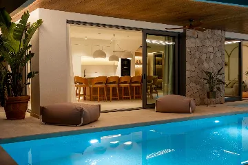 Spacious 5-Bedroom Villa in Mokošica