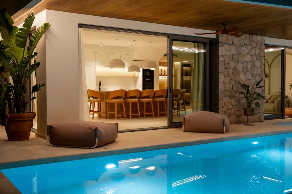 Spacious 5-Bedroom Villa in Mokošica