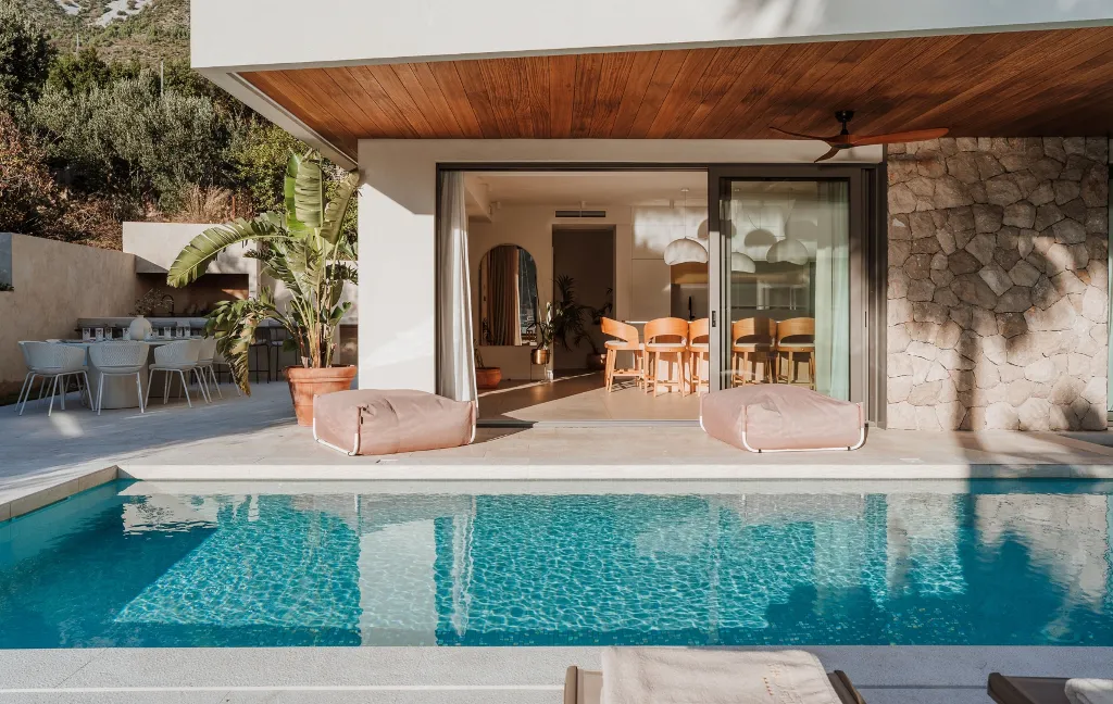 Spacious 5-Bedroom Villa in Mokošica