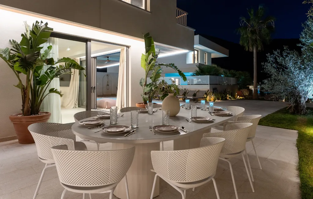 Spacious 5-Bedroom Villa in Mokošica