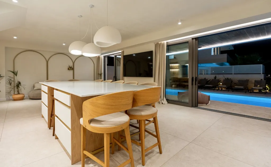 Spacious 5-Bedroom Villa in Mokošica
