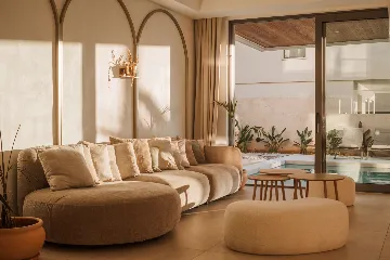 Spacious 5-Bedroom Villa in Mokošica