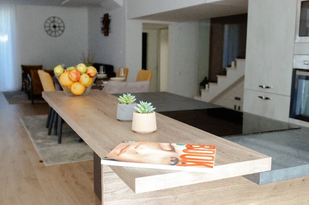 Contemporary 3-Bedroom Villa in Novalja