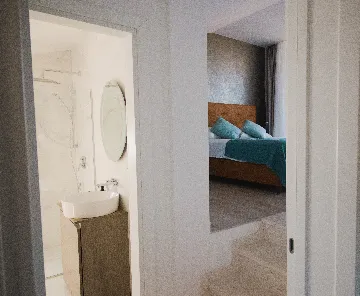 Contemporary 3-Bedroom Villa in Novalja