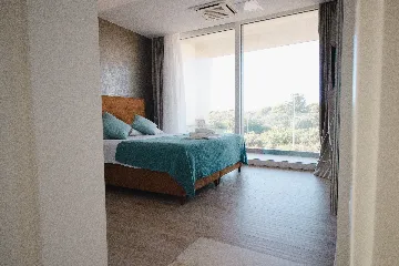 Contemporary 3-Bedroom Villa in Novalja