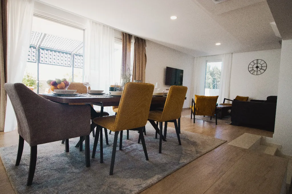 Contemporary 3-Bedroom Villa in Novalja