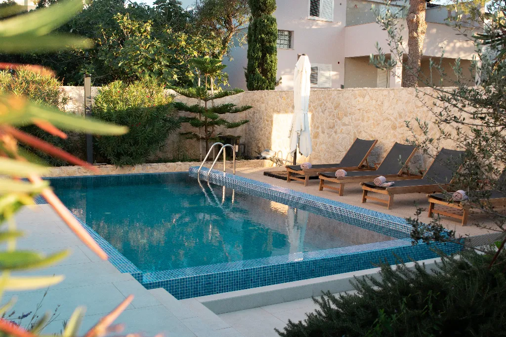 Contemporary 3-Bedroom Villa in Novalja