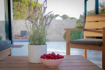 Contemporary 3-Bedroom Villa in Novalja