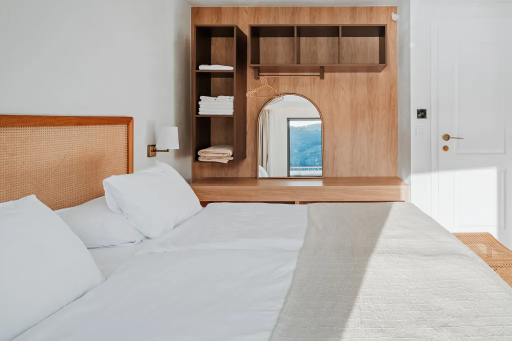 Spacious 5-Bedroom Villa in Mokošica