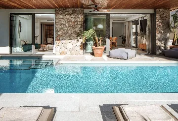 Spacious 5-Bedroom Villa in Mokošica