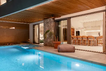 Spacious 5-Bedroom Villa in Mokošica