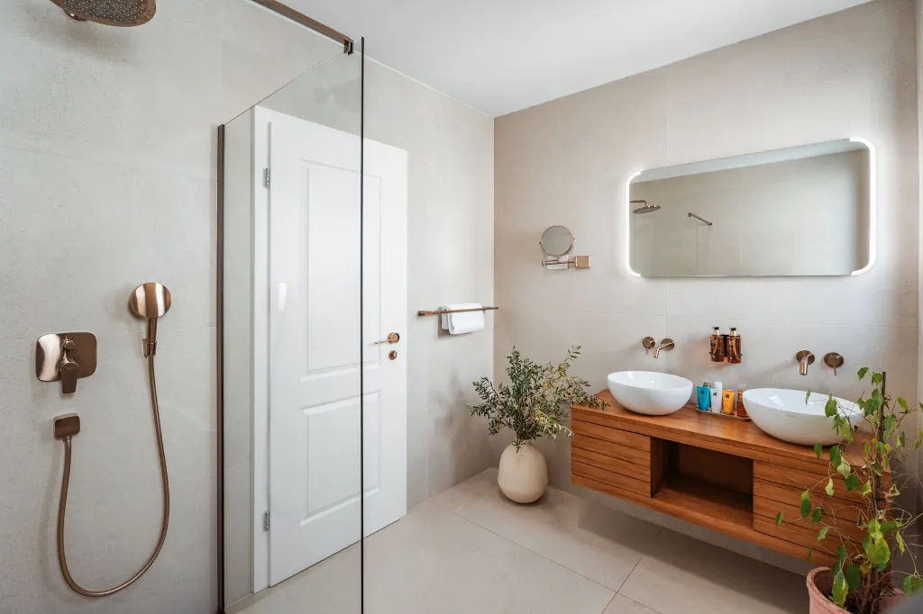 Spacious 5-Bedroom Villa in Mokošica