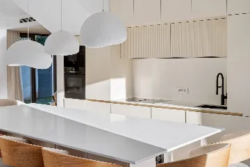 Spacious 5-Bedroom Villa in Mokošica